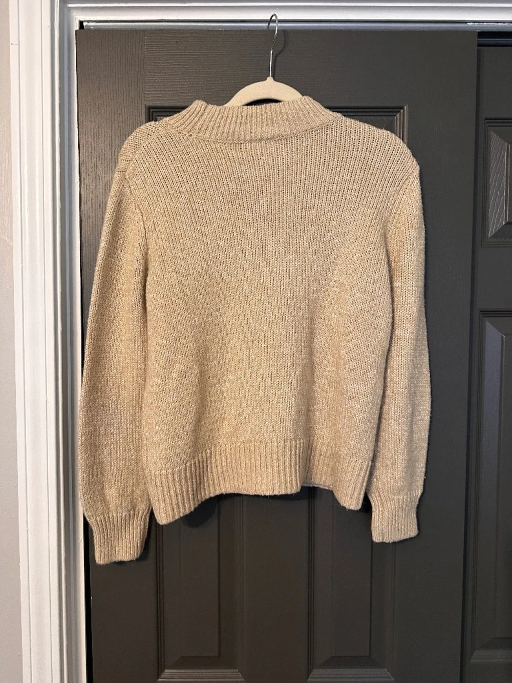 Tan Gap Crew Neck Knit Sweater - Medium - Picture 3 of 4
